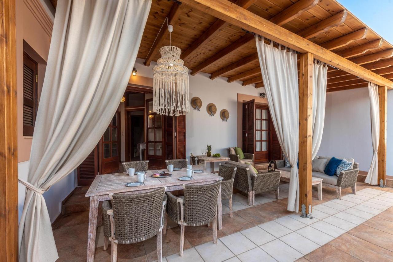 Villa Casa Aestas Lakhania Esterno foto