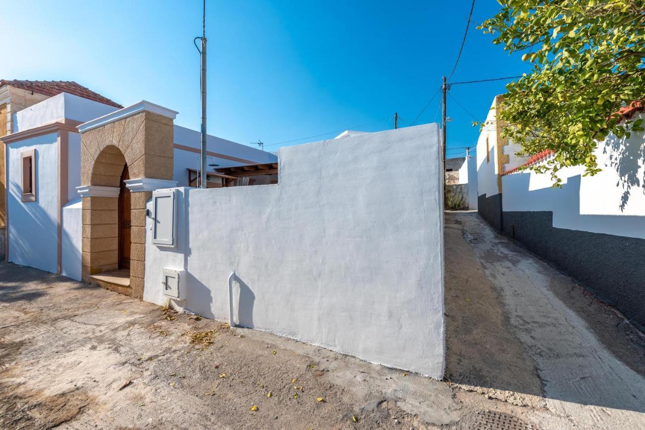 Villa Casa Aestas Lakhania Esterno foto