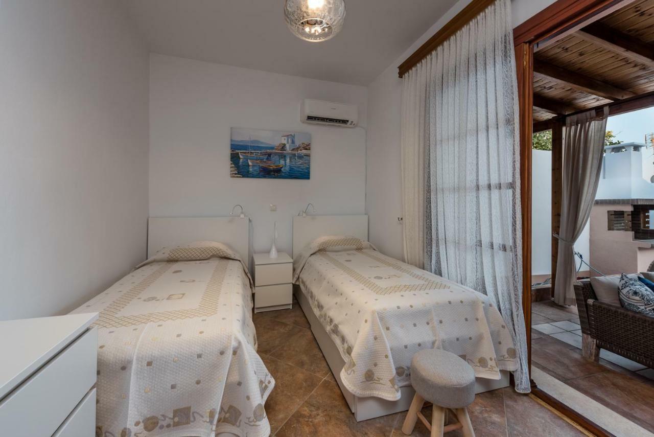 Villa Casa Aestas Lakhania Esterno foto
